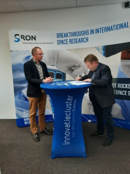 Joining SRON - Joost Visser signs cooperation agreement