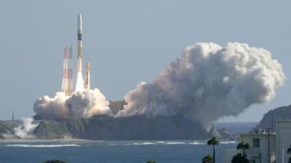 SRON contributes to Japan's moon mission
